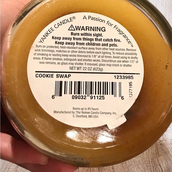 Vintage Original Yankee‎ Candle Cookie Swap HTF 22 ounce - Picture 3 of 4